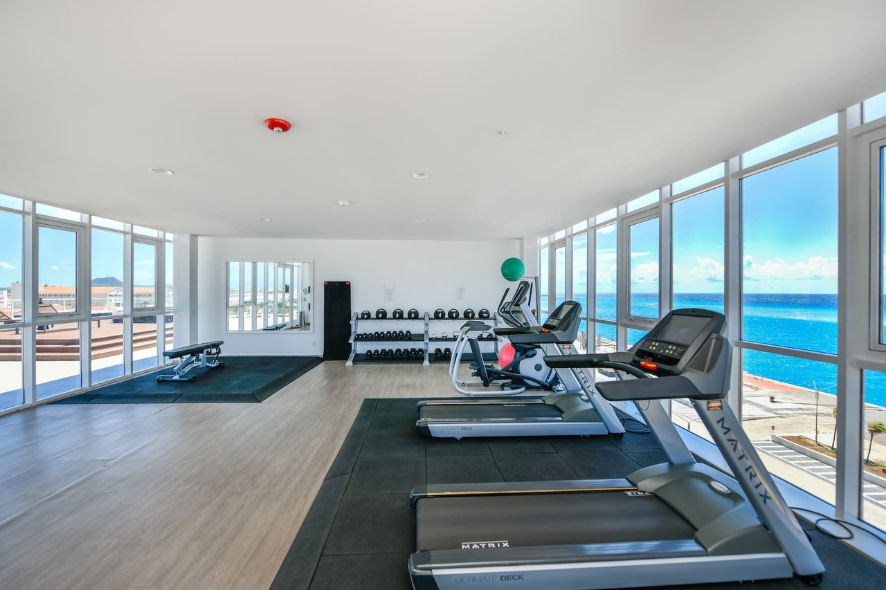 Harbour House 602 S
