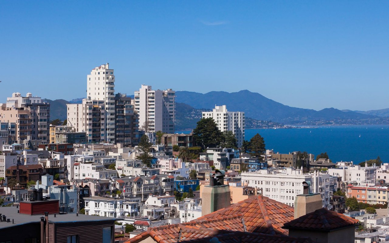Landmark and Water Views at 945 Green