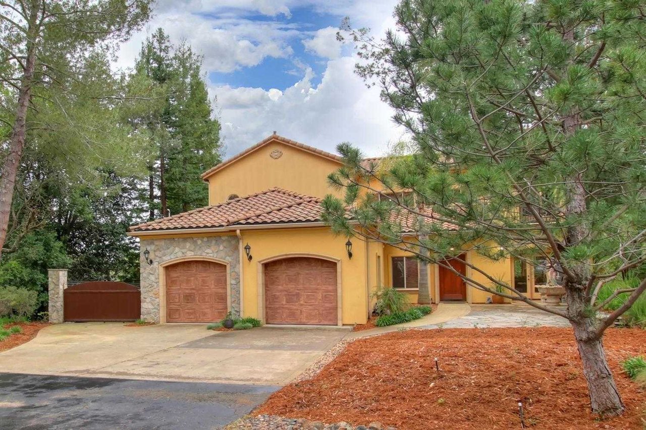 3955 Villa Court