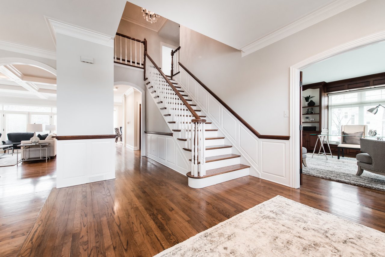 Experience Luxury Living In This Stunning Home