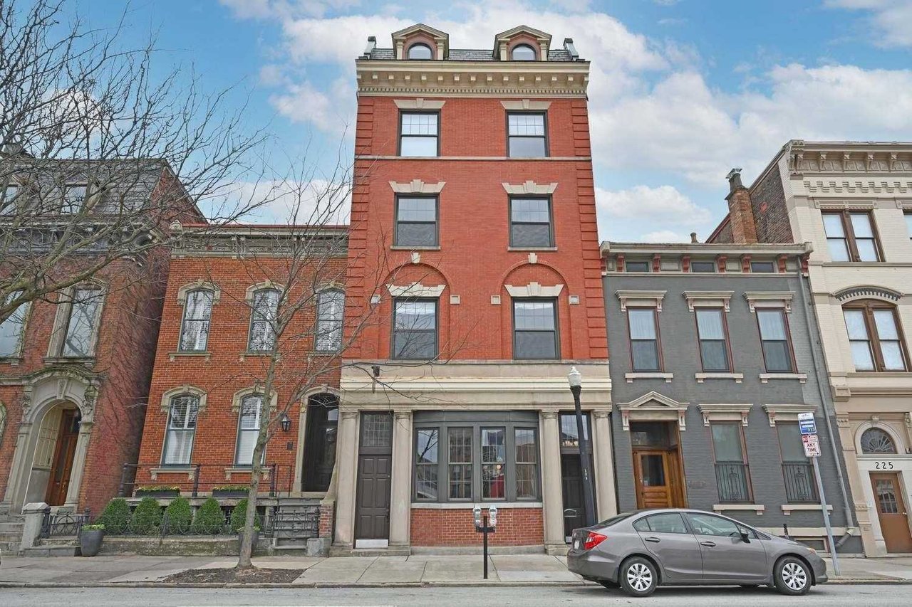 0 W Ninth Street