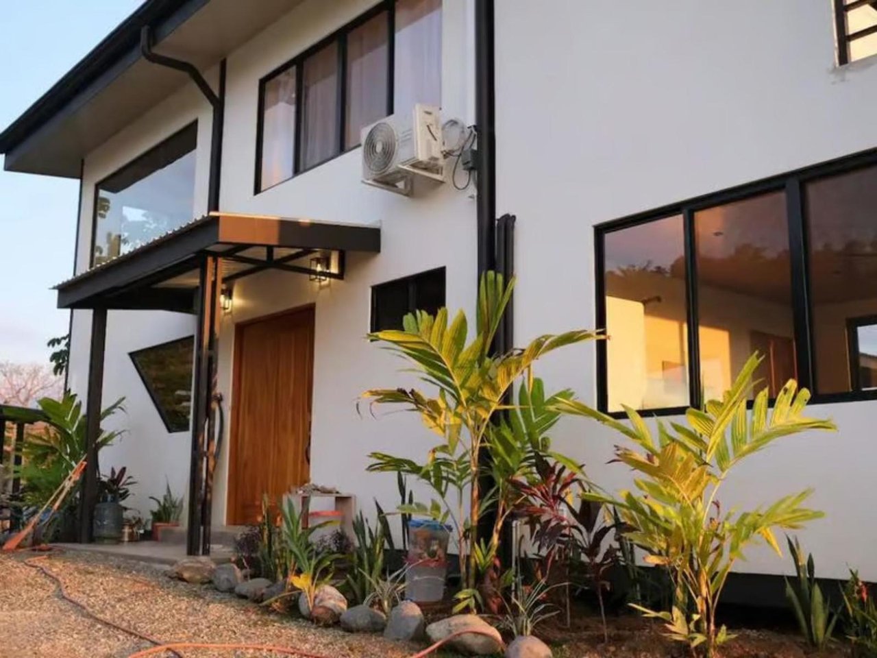 Modern Ocean View Home, Dominical, Puntarenas