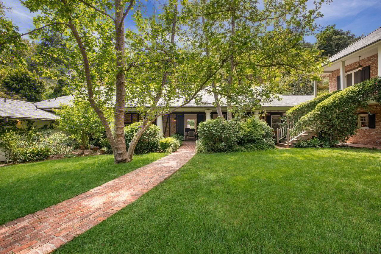 1001 Rivas Canyon Rd