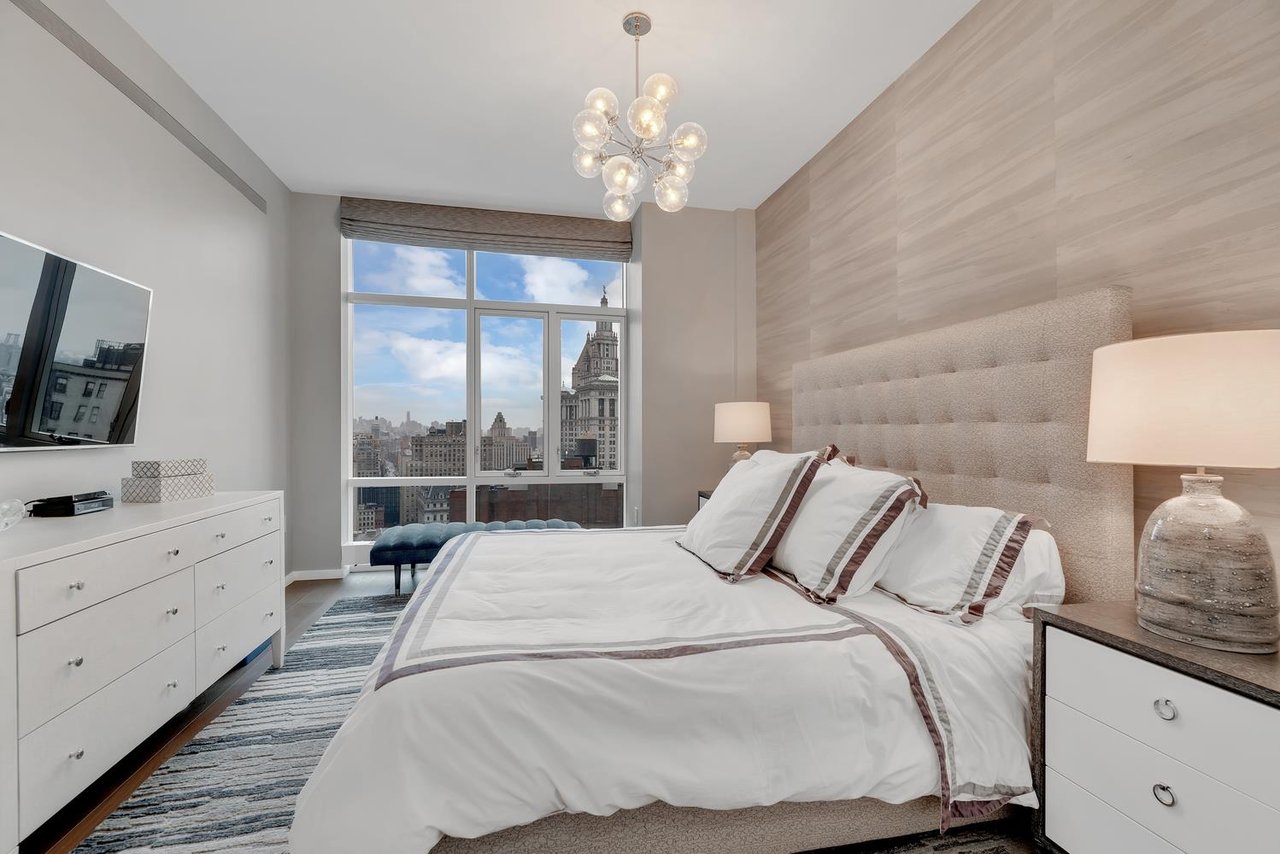 5 Beekman Street, Apt 24-A