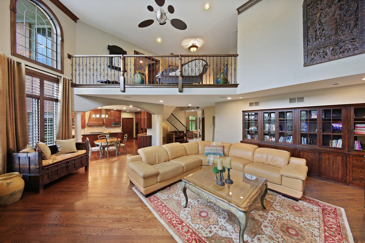 9295 Cascade Cir