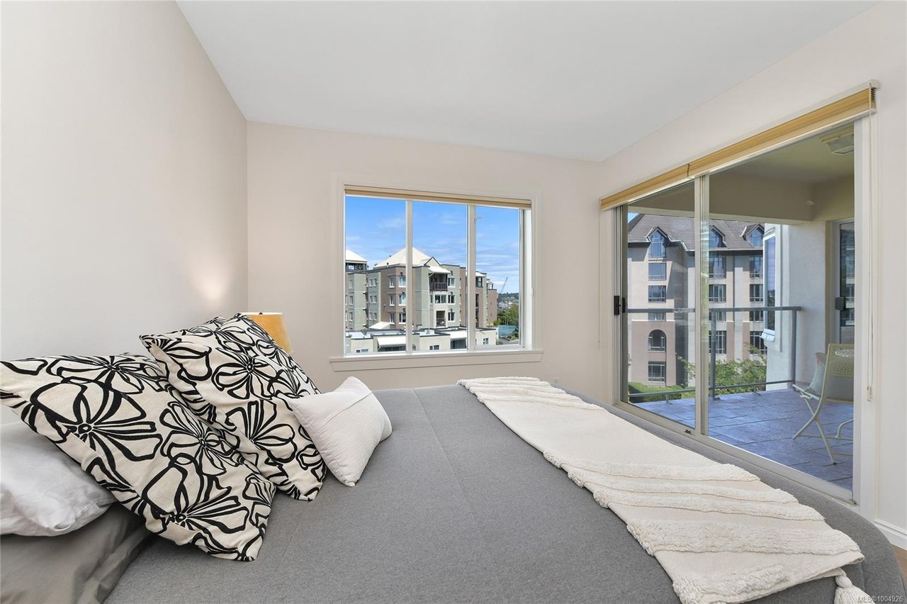 408-50 Songhees Rd