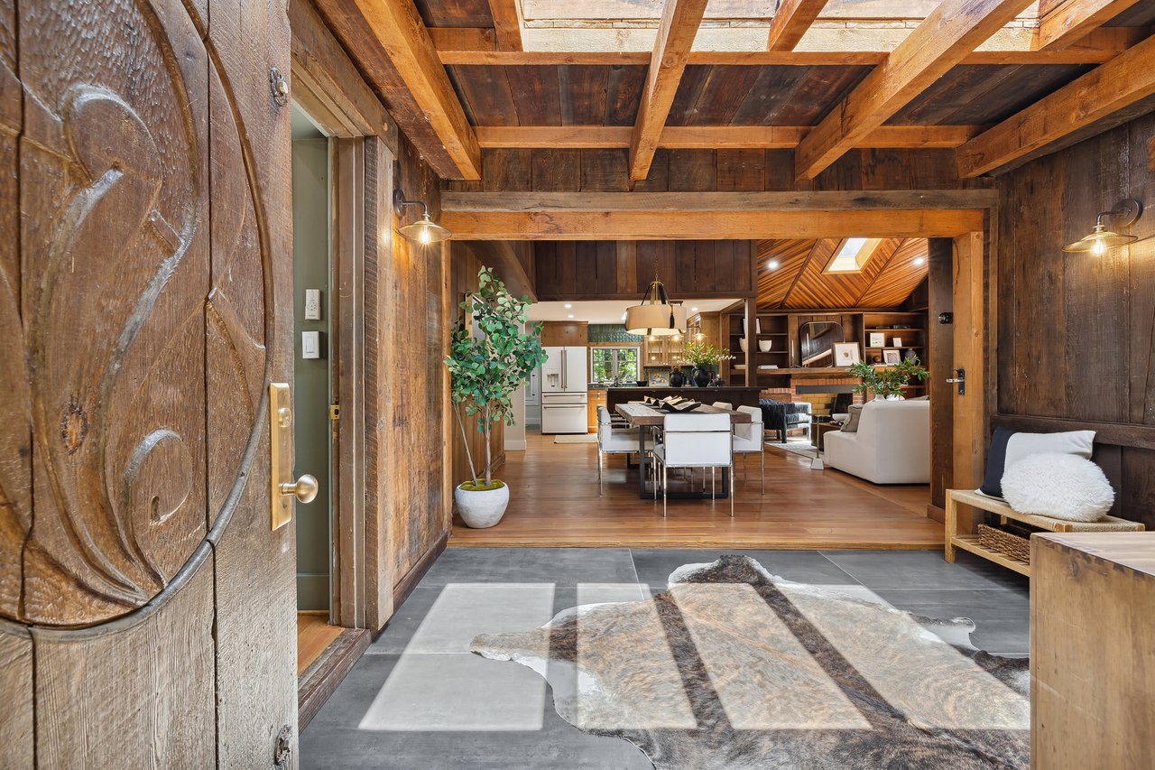 221 Redwood Drive