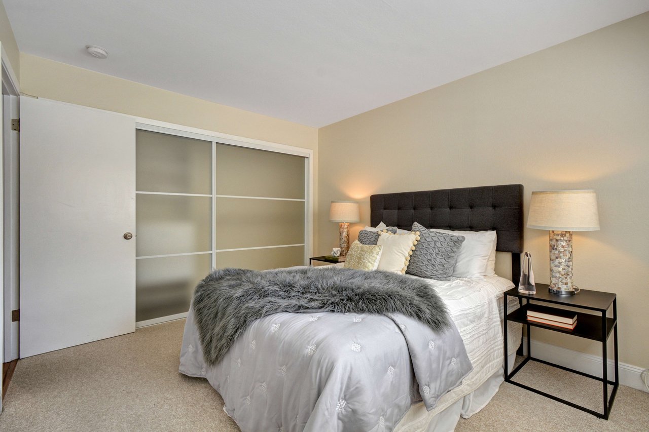 Bright and Updated Condo