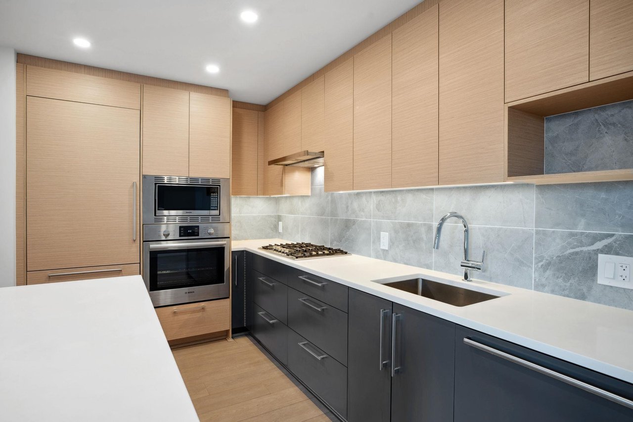409-8888 Osler St