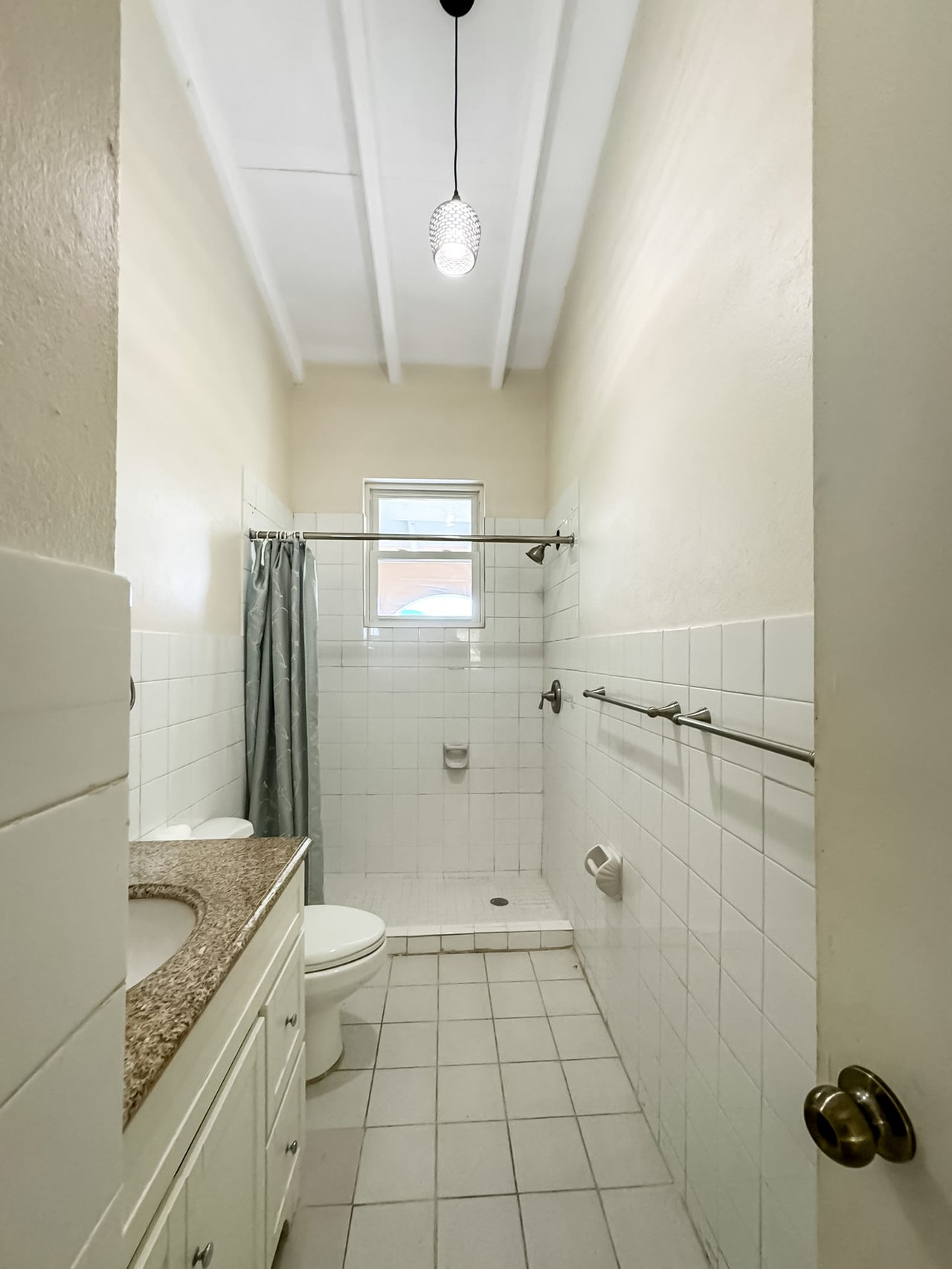 876 1 Bedroom Apartment near Road Town