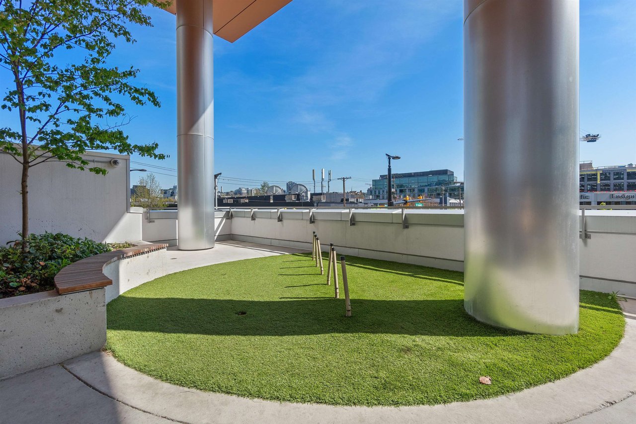 814-1768 Cook Street, Vancouver