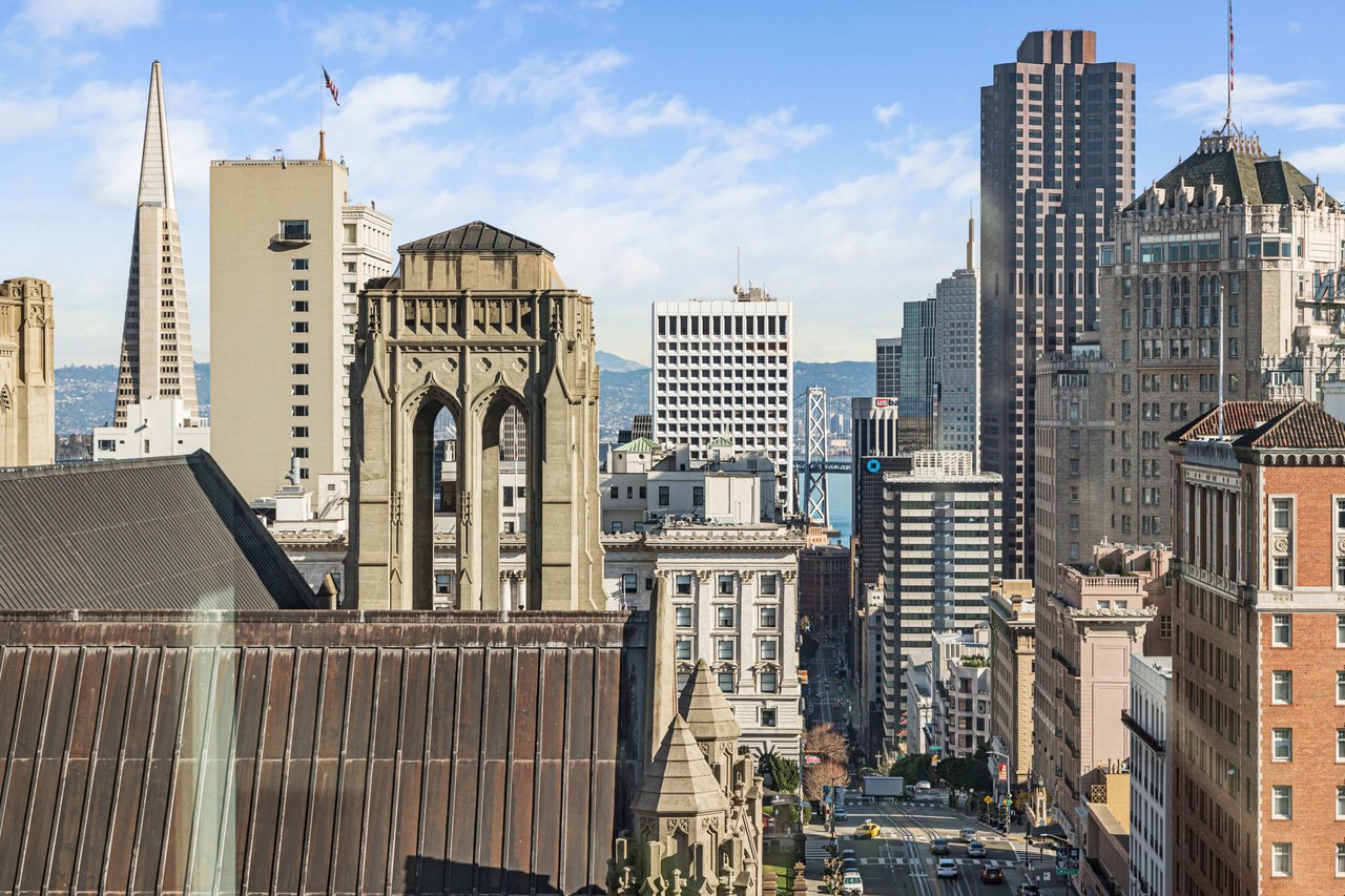 Elegance and Iconic Views on Nob Hill