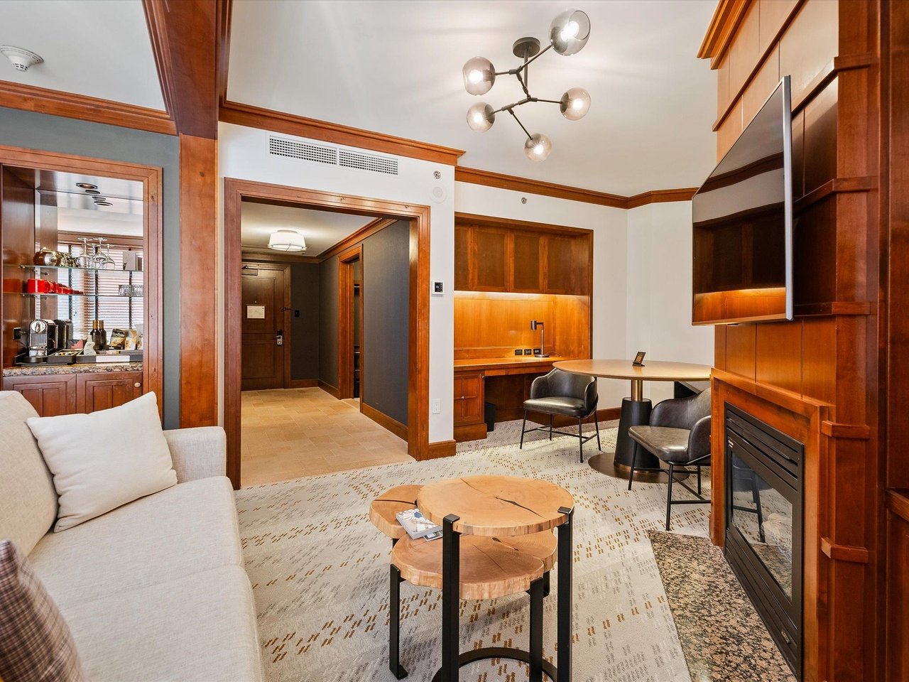 518-4591 Blackcomb Wy