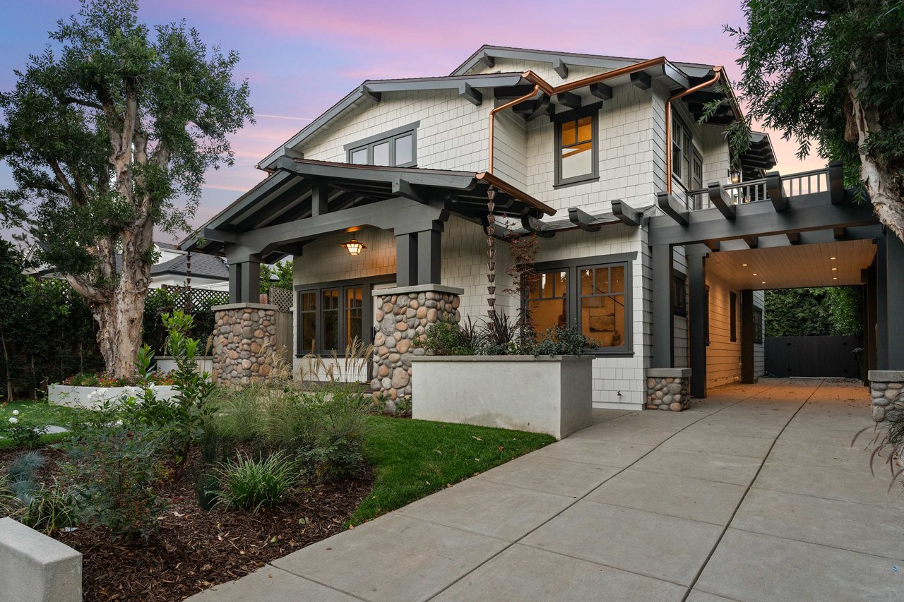 1520 N Sierra Bonita Ave, Sunset Square