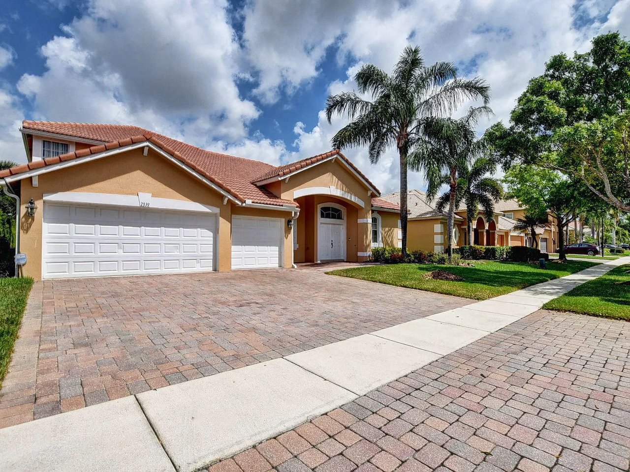 7339 Serrano Ter