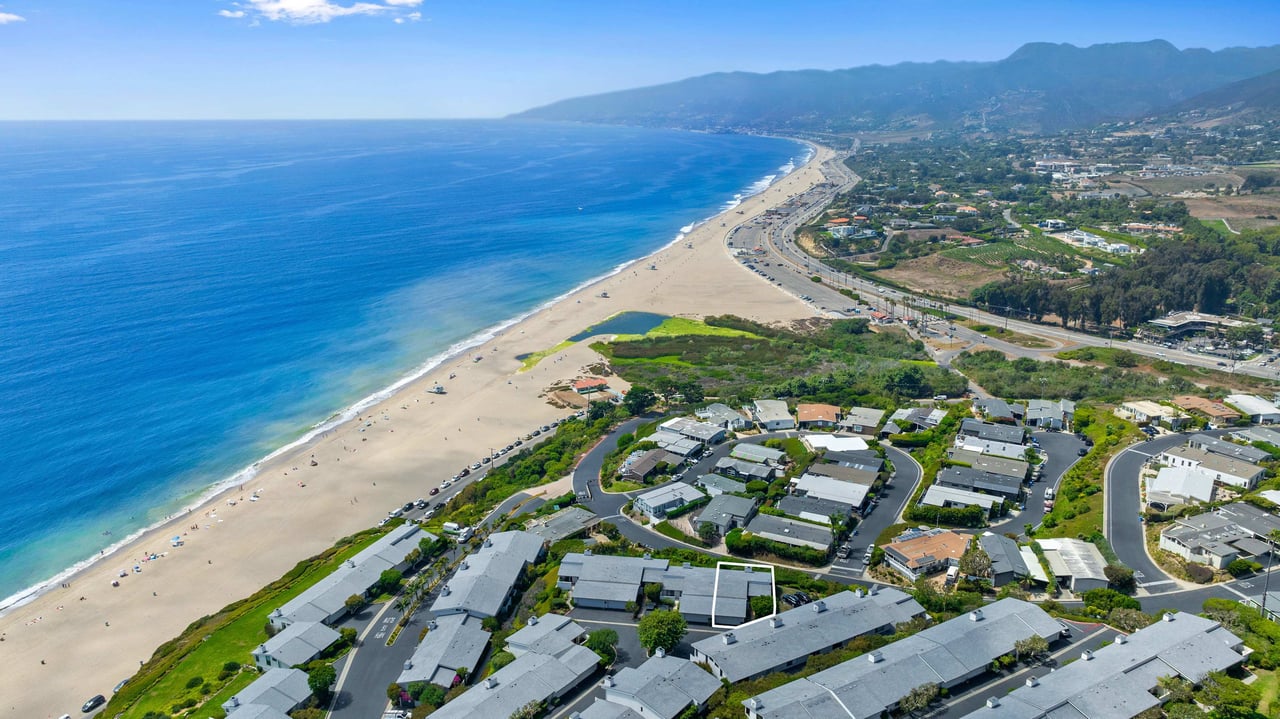 Unobstructed Ocean Views at Zuma Bay Villas