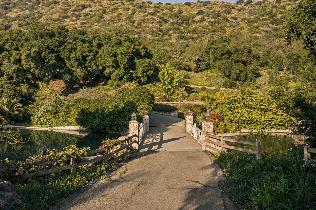 Mandeville Canyon