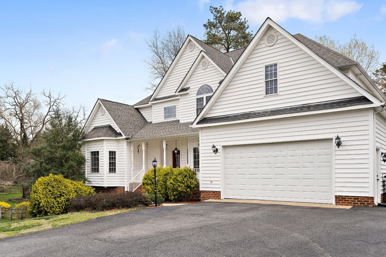 8805 Thornton Heath Drive