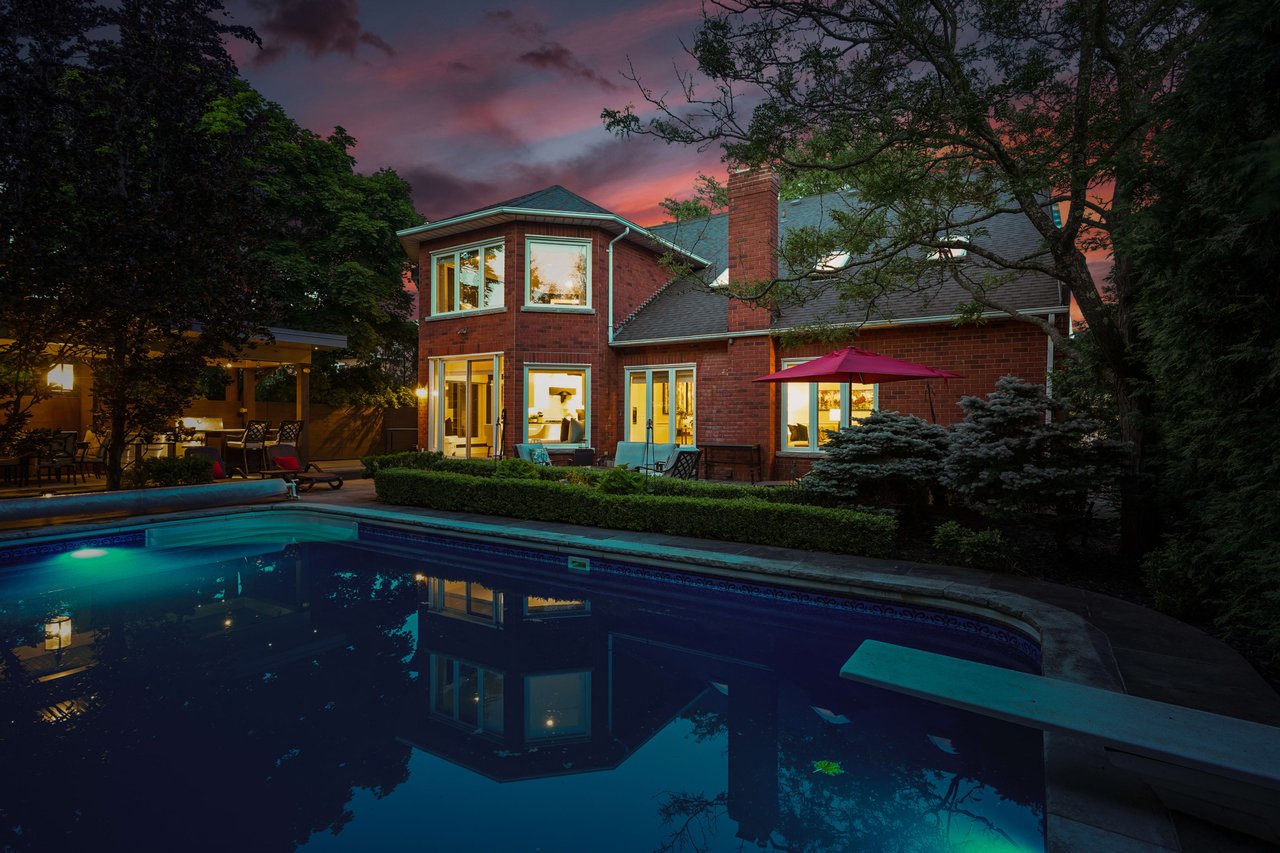 Fairway Hills Beauty 
