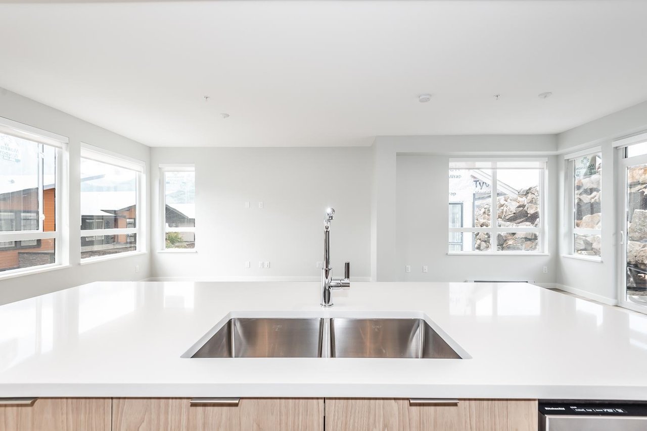 41212 Highline Pl