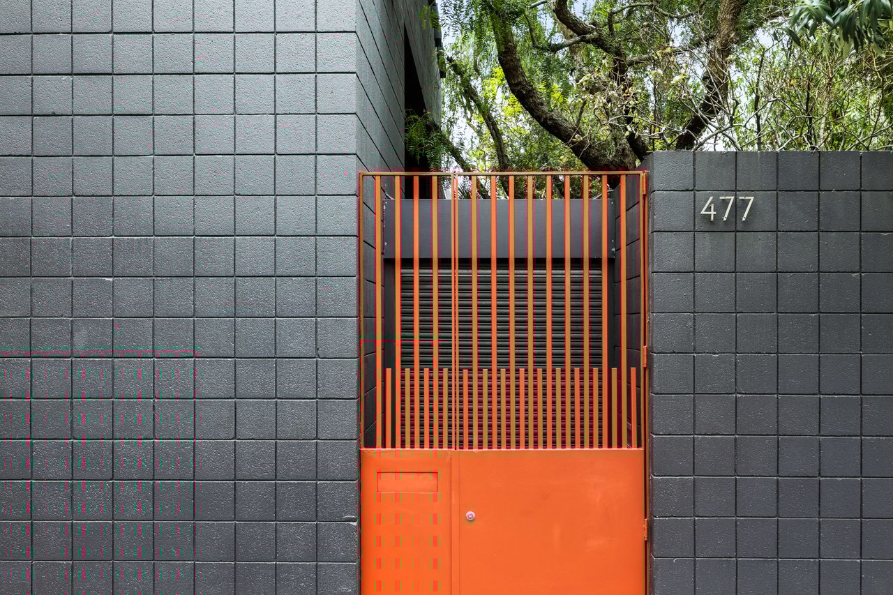 A Modern Oasis for City Living