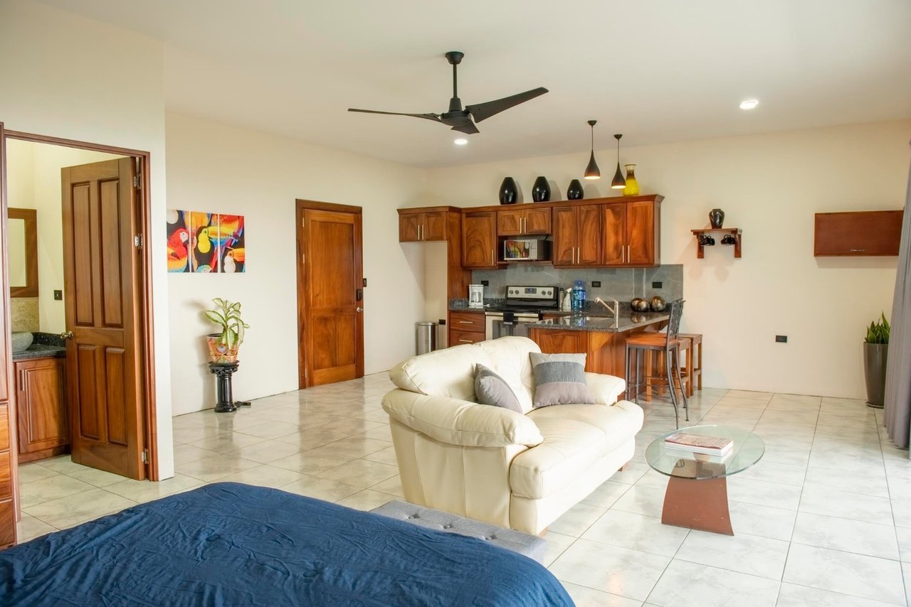 Tropical Villa with Guest Casita, Perez Zeledon, San Jose