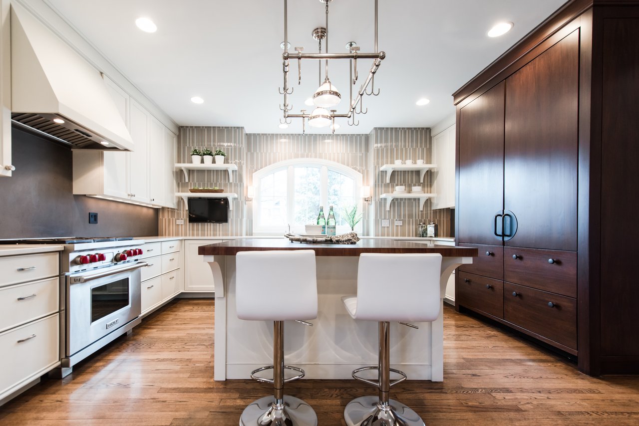 Experience Luxury Living In This Stunning Home