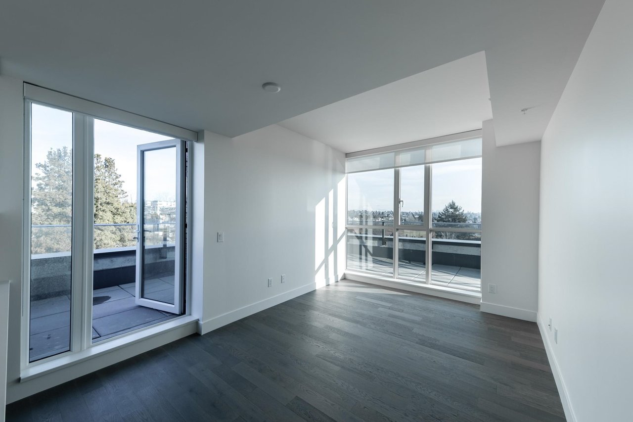 501-7777 Cambie St