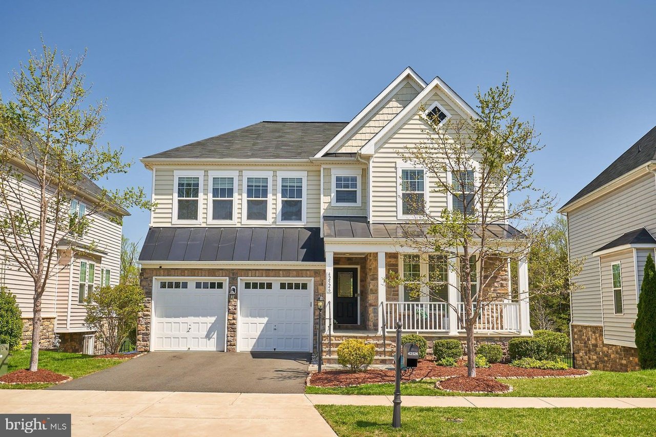 42526 Stratford Landing Dr
