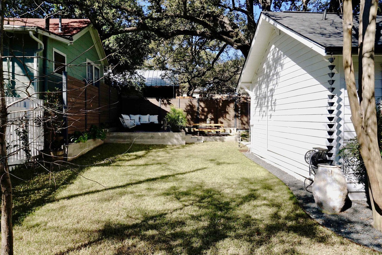 Charming Bouldin Creek Bungalow: Modern Upgrades in Prime South Congress Location