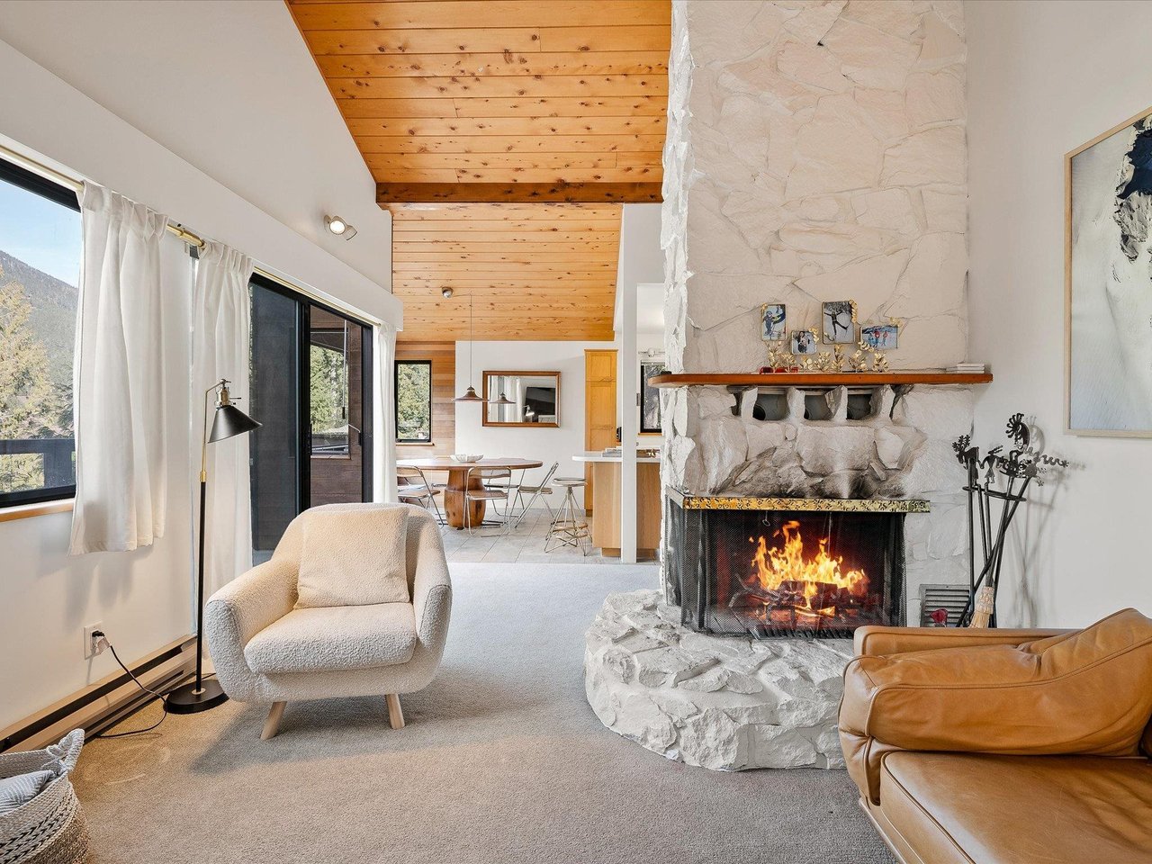 3300 Archibald Wy