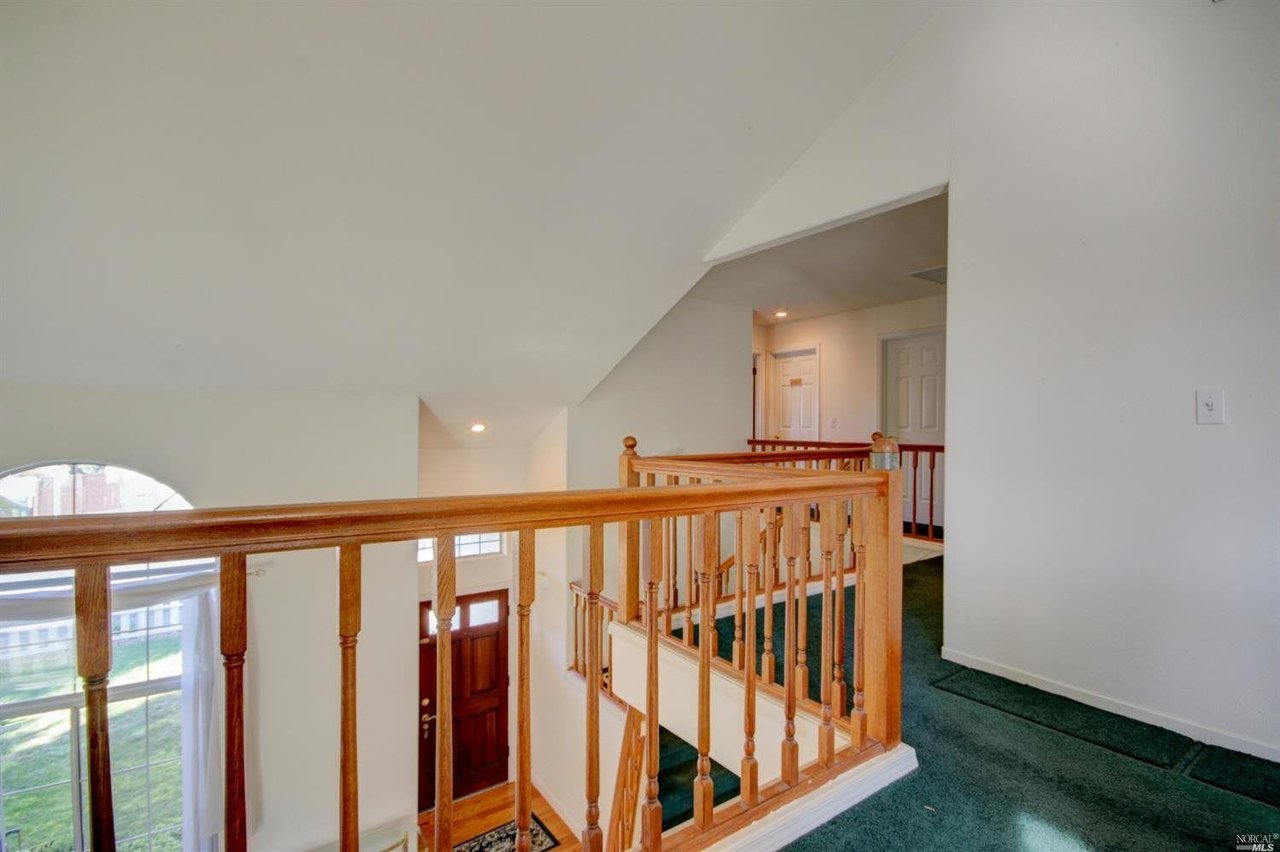 236 Belfiore Ln