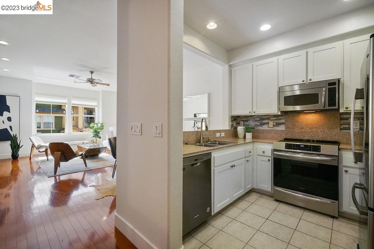 6047 Old Quarry Loop, Oakland, CA 94605