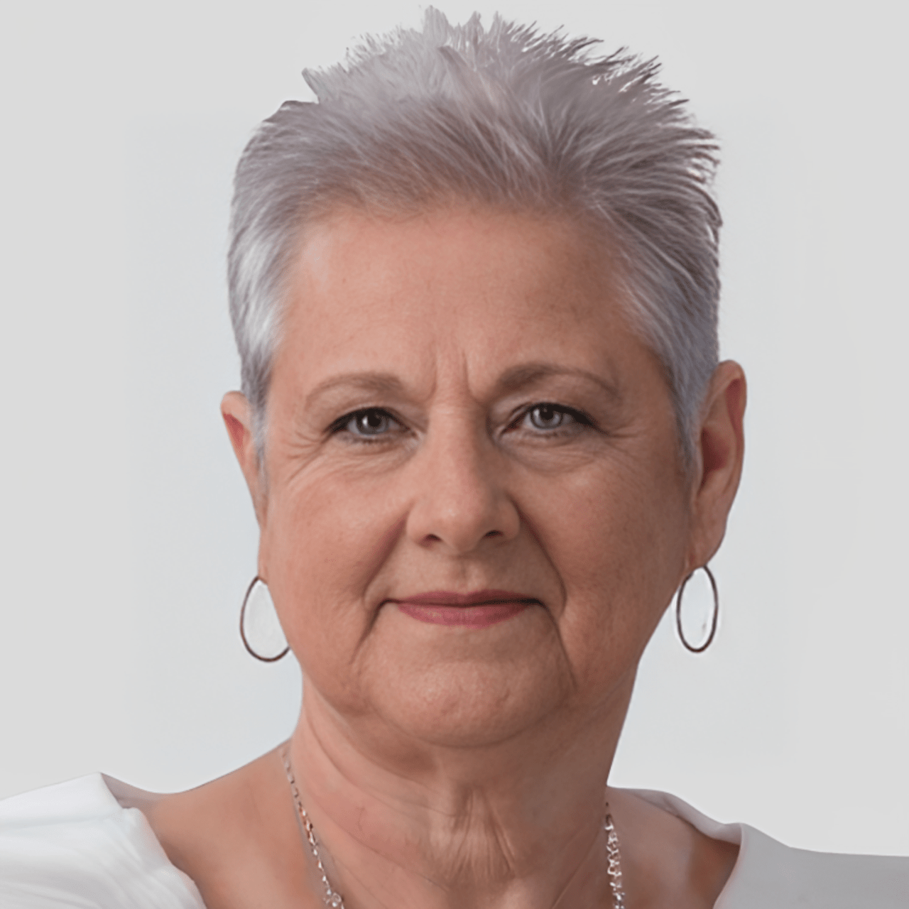 Tressie Young Centre, AL Real Estate Agent Headshot