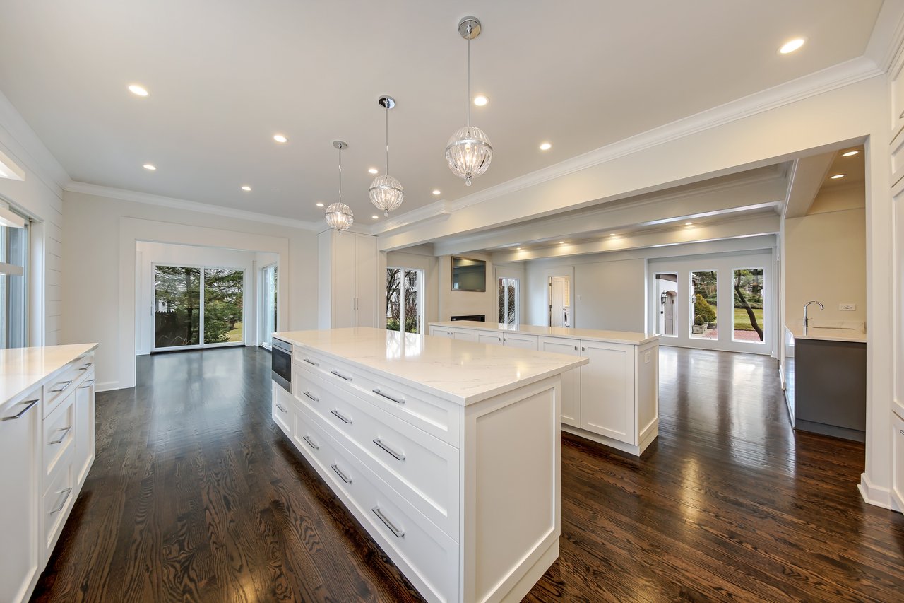1502 Burr Rdg Club