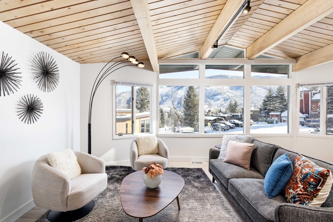 Enjoy Ski-in/Ski-out Access to Aspen Mountain