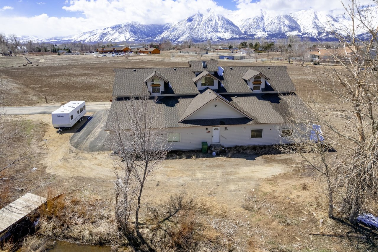 Remodeled Home with Land & Barn...Plus VIEWS