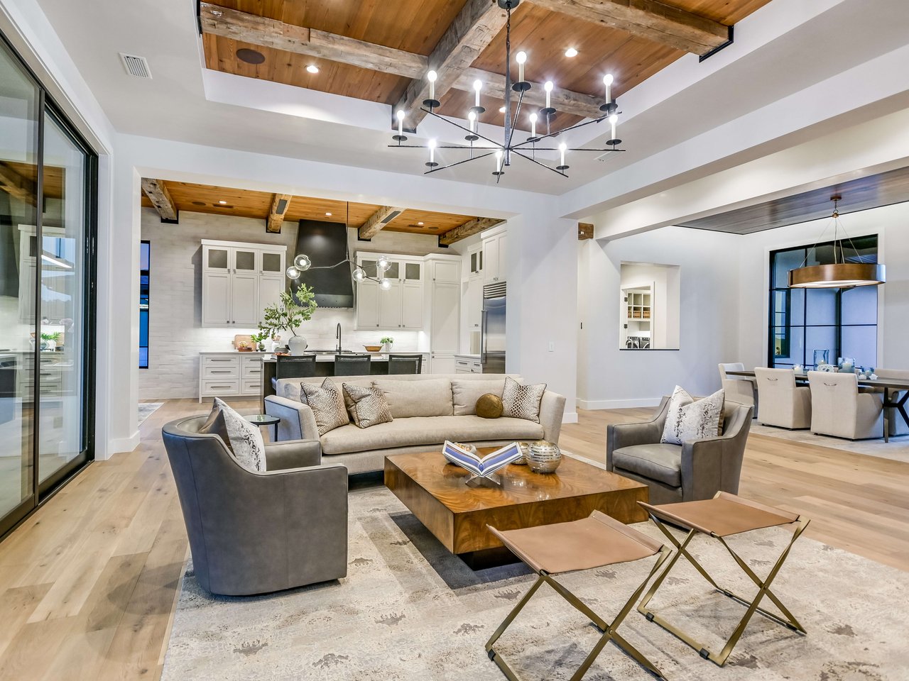 Alluring Amarra Masterpiece