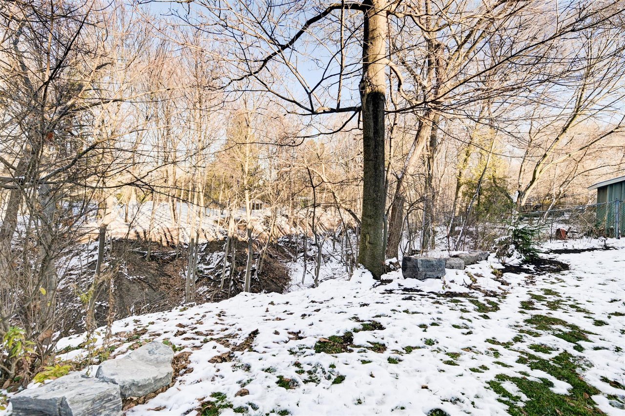 27 Mcnab Blvd