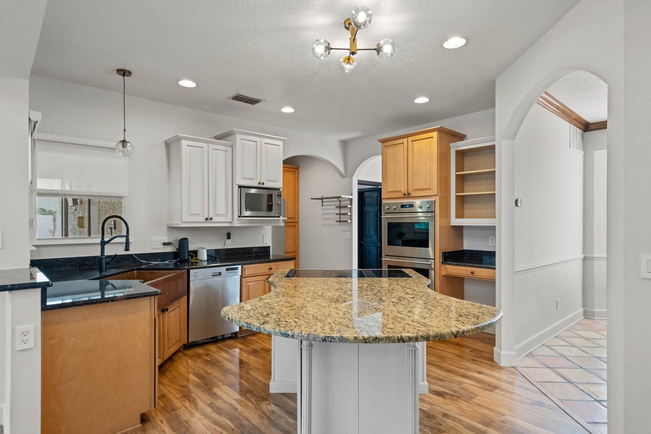 2563 CARTER GROVE CIRCLE