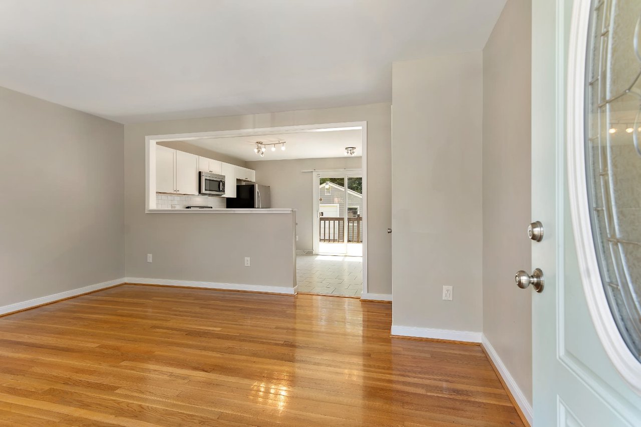 211 Carlstone Drive