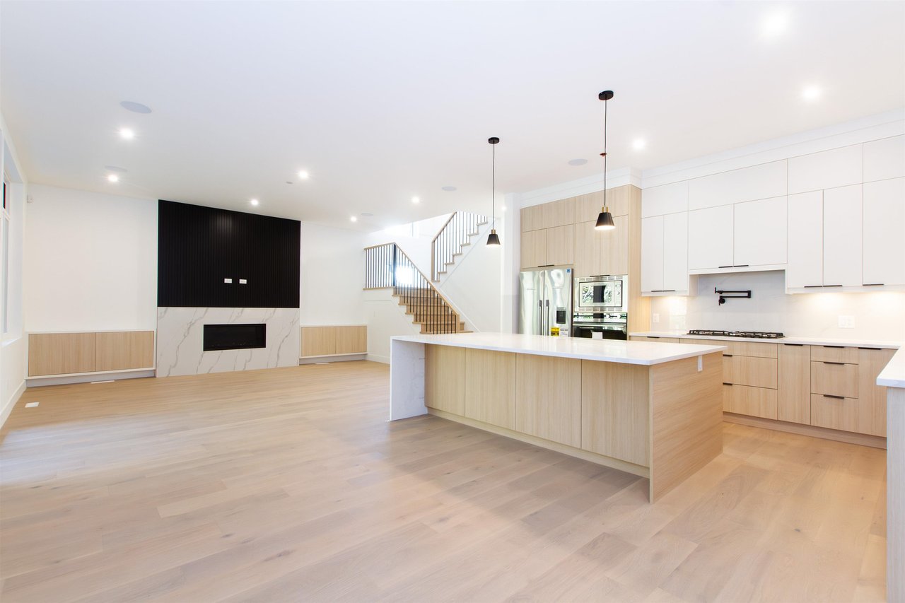 1034 Raven Dr