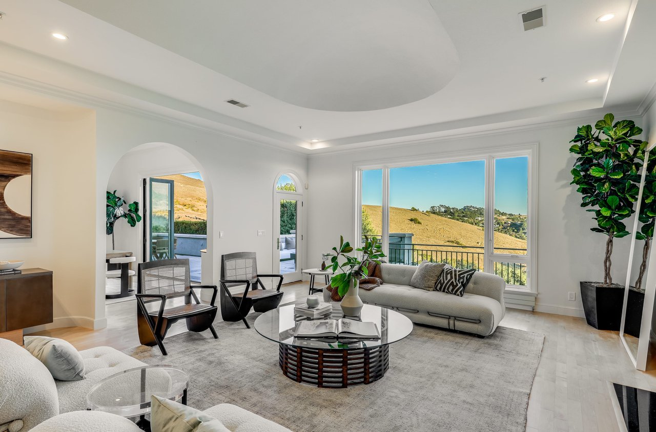 Tiburon Retreat at 7 Mariposa Court