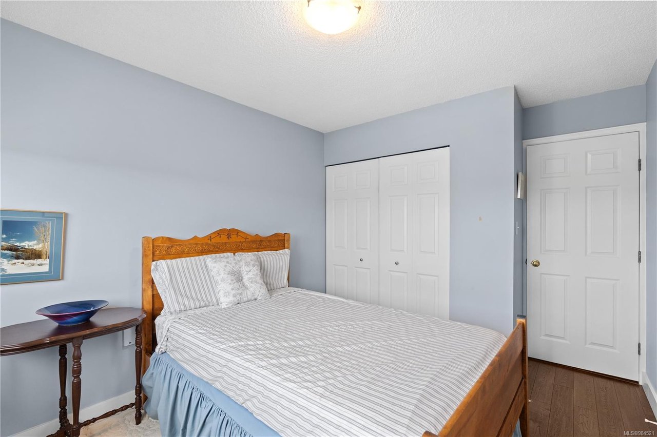 604-420 Linden Ave