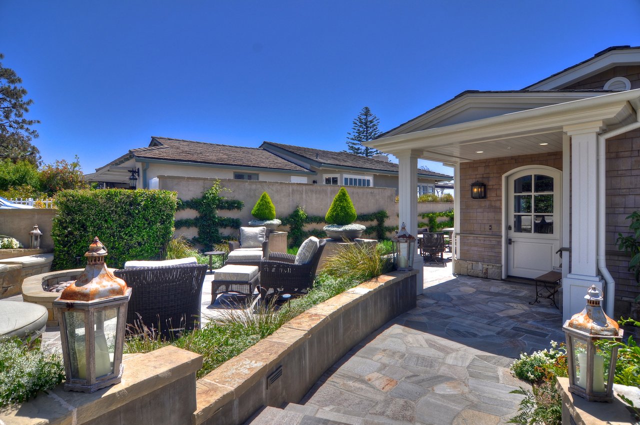 8 N Encino