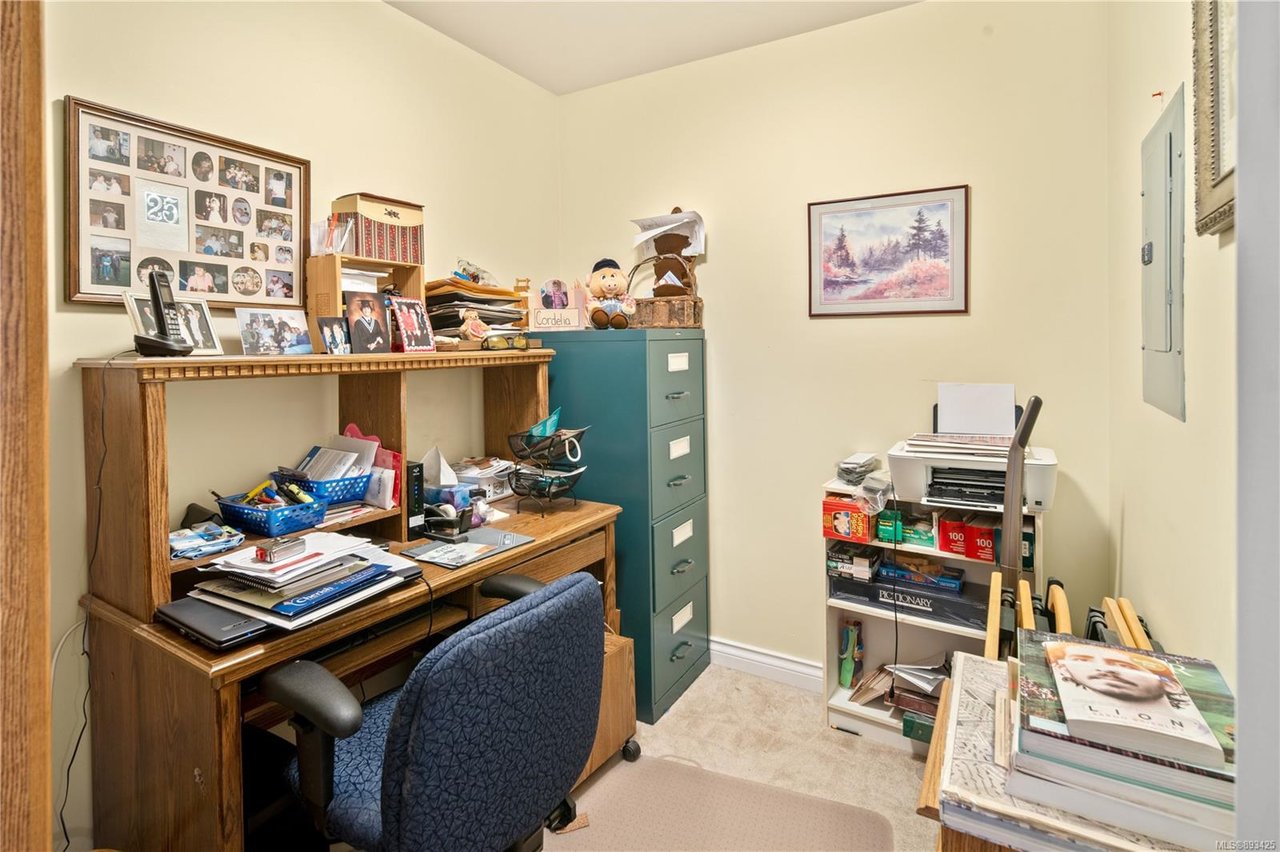 1260 Rockhampton Close