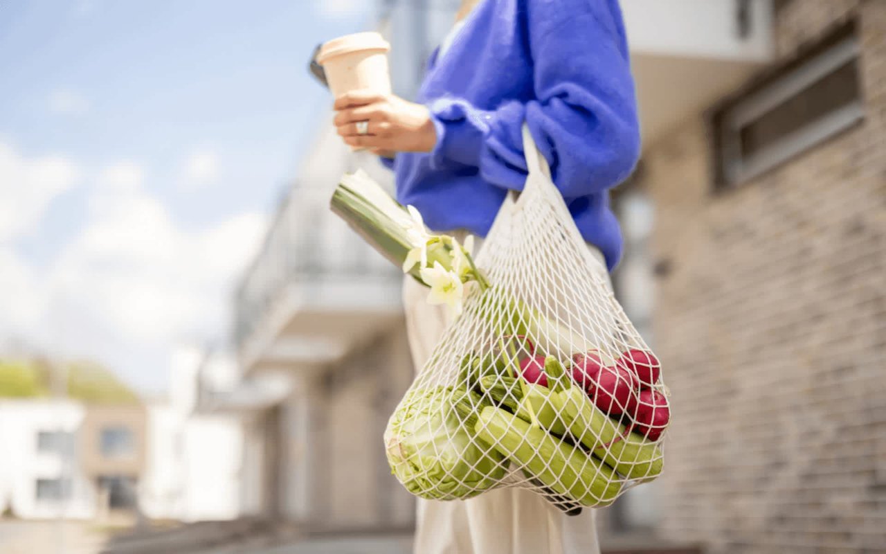 15 Eco-Friendly Alternatives to Plastic in Your Daily Life