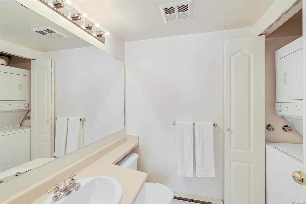 302-936 Fairfield Rd