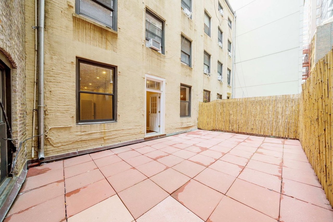 120 West 25th St, #2W