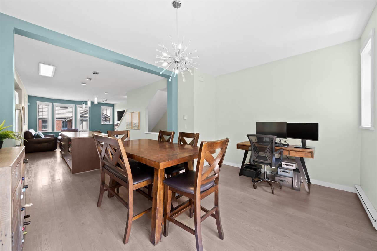 83-14838 61 Ave